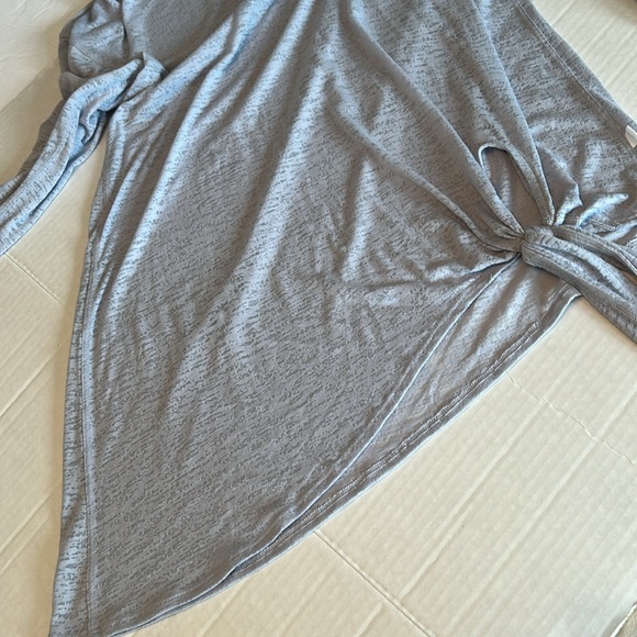 lululemon athletica Gray Women's Intimate Top - Picture 8 of 8